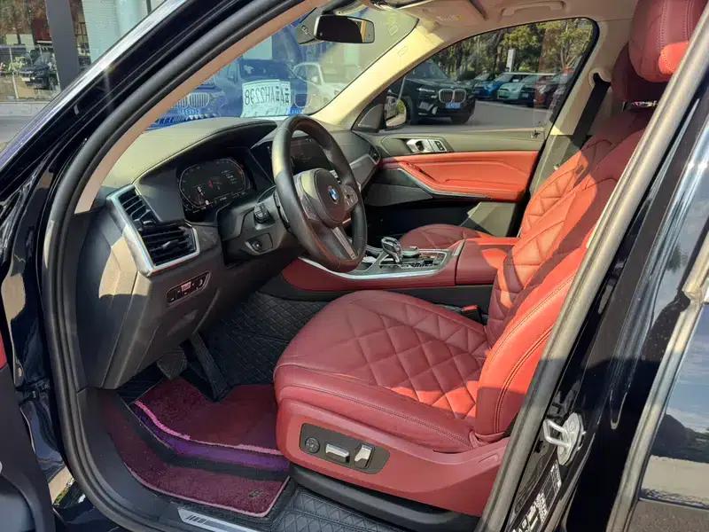 BMW X5 2022 xDrive 30Li Luxury M Sport Package — миниатюра 25
