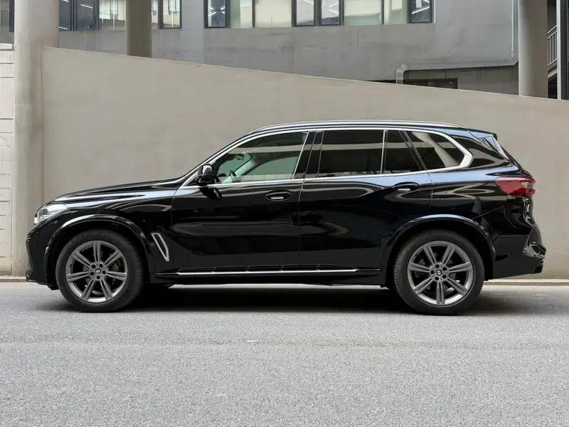 BMW X5 2022 xDrive 40Li Luxury M Sport Package — миниатюра 3
