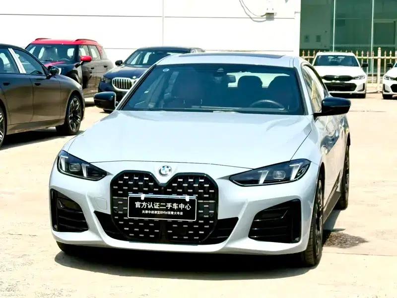 2024 BMW 4 Series 430i M Sport Shadow Edition — миниатюра 1