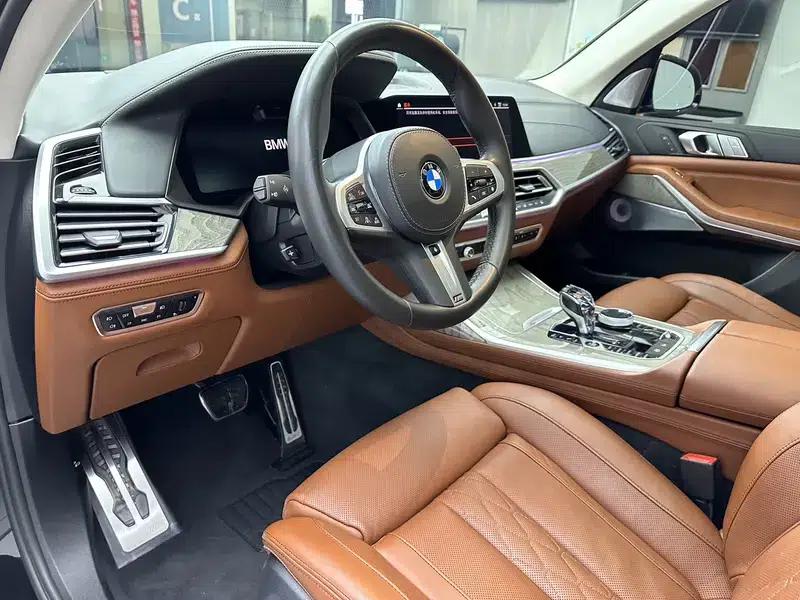 2021 BMW X7 xDrive40i Executive M Sport Package — миниатюра 16
