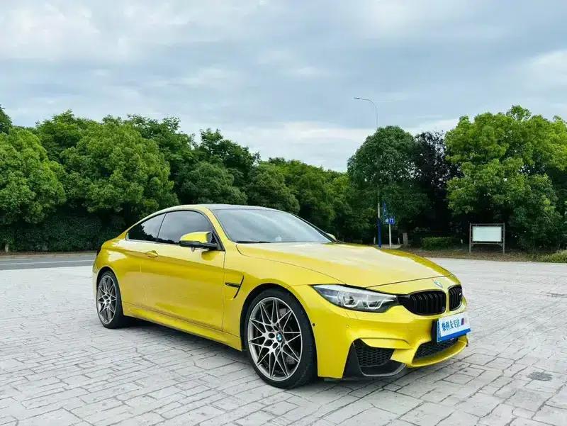 2019 BMW M4 M4 Coupe Racing Edition — миниатюра 3