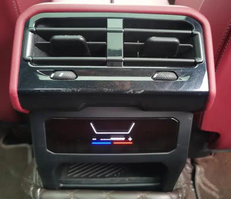 BMW i5 2024 eDrive35L Luxury Package — миниатюра 10
