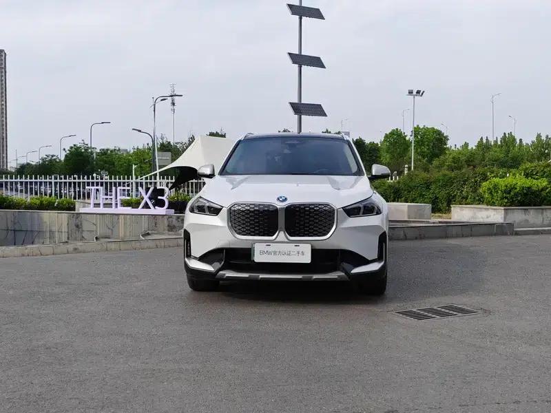 BMW iX1 2024 eDrive25L X Design Package — миниатюра 2