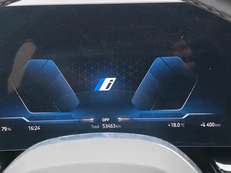 BMW iX1 2024 eDrive25L X Design Package — миниатюра 13