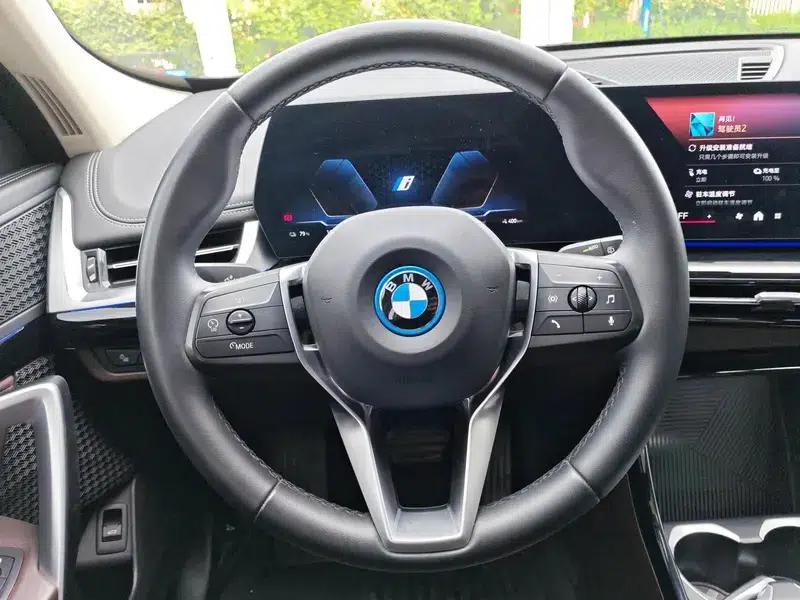 BMW iX1 2024 eDrive25L X Design Package — миниатюра 14