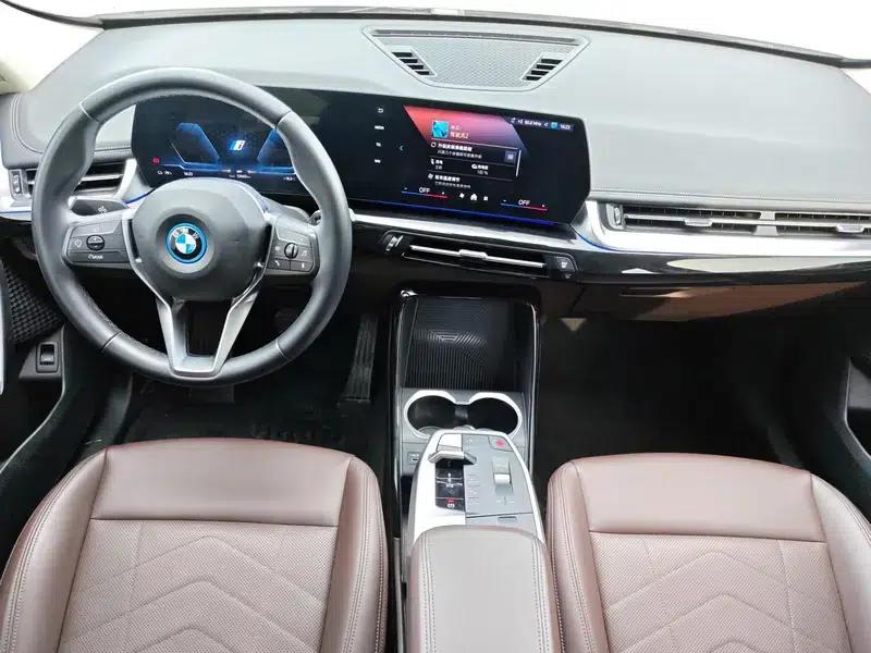 BMW iX1 2024 eDrive25L X Design Package — миниатюра 16