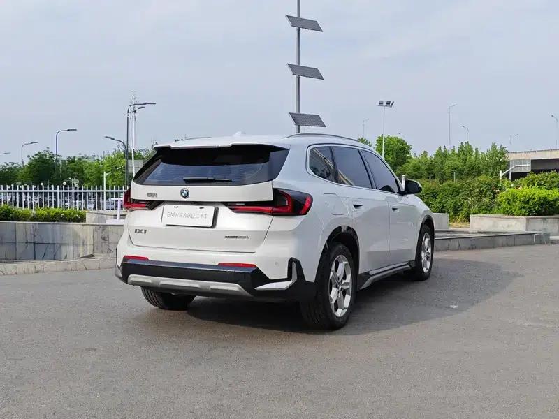 BMW iX1 2024 eDrive25L X Design Package — миниатюра 7