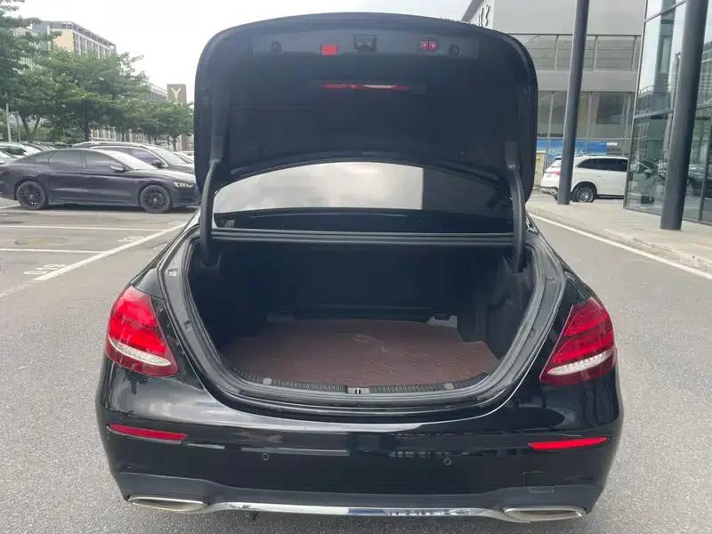 Mercedes-Benz E-Class 2020 Facelift E 300 L Sport Style — миниатюра 16