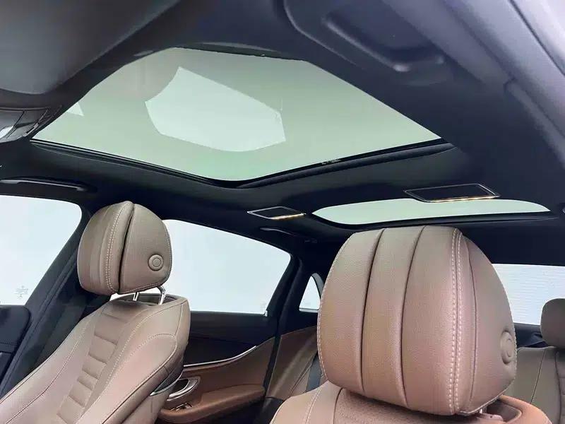 2021 Mercedes-Benz E-Class E 260 L 4MATIC Sport Sedan — миниатюра 19