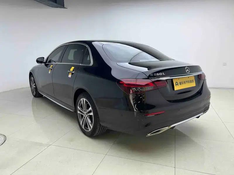 2021 Mercedes-Benz E-Class E 260 L 4MATIC Sport Sedan — миниатюра 5