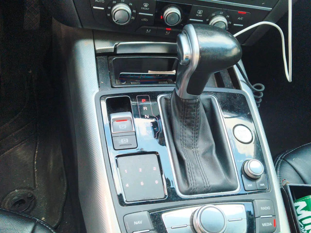 Audi A6L 2014 TFSI Standard Model — миниатюра 14