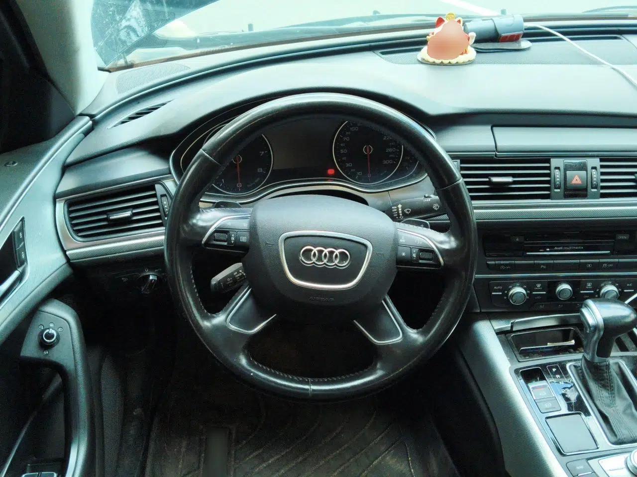 Audi A6L 2014 TFSI Standard Model — миниатюра 10