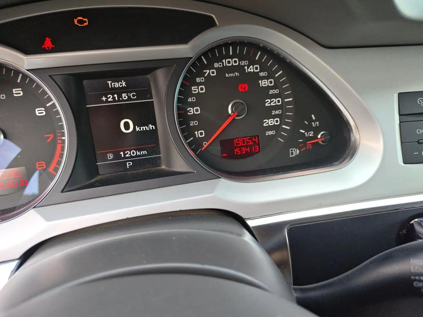 Audi A6L 2010 2.4L Comfort Edition — миниатюра 12