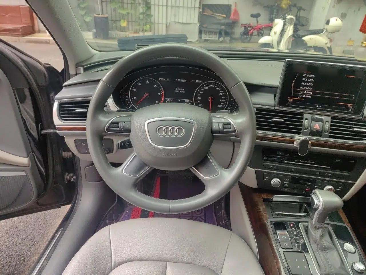 Audi A6L 2012 30 FSI Luxury Model — миниатюра 10