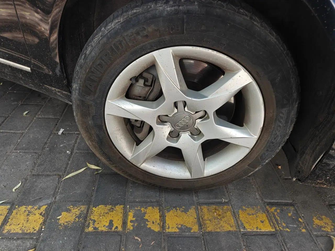 Audi A6L 2009 2.0 TFSI automatic standard version — миниатюра 8