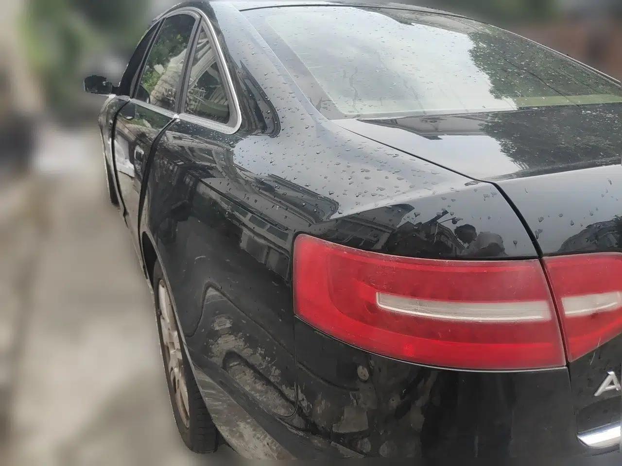 Audi A6L 2010 2.4L Comfort Edition — миниатюра 4