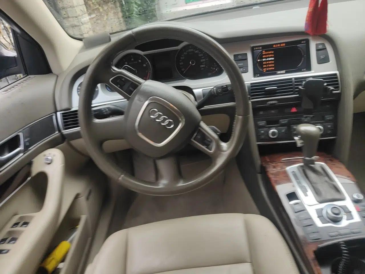 Audi A6L 2010 2.4L Comfort Edition — миниатюра 10