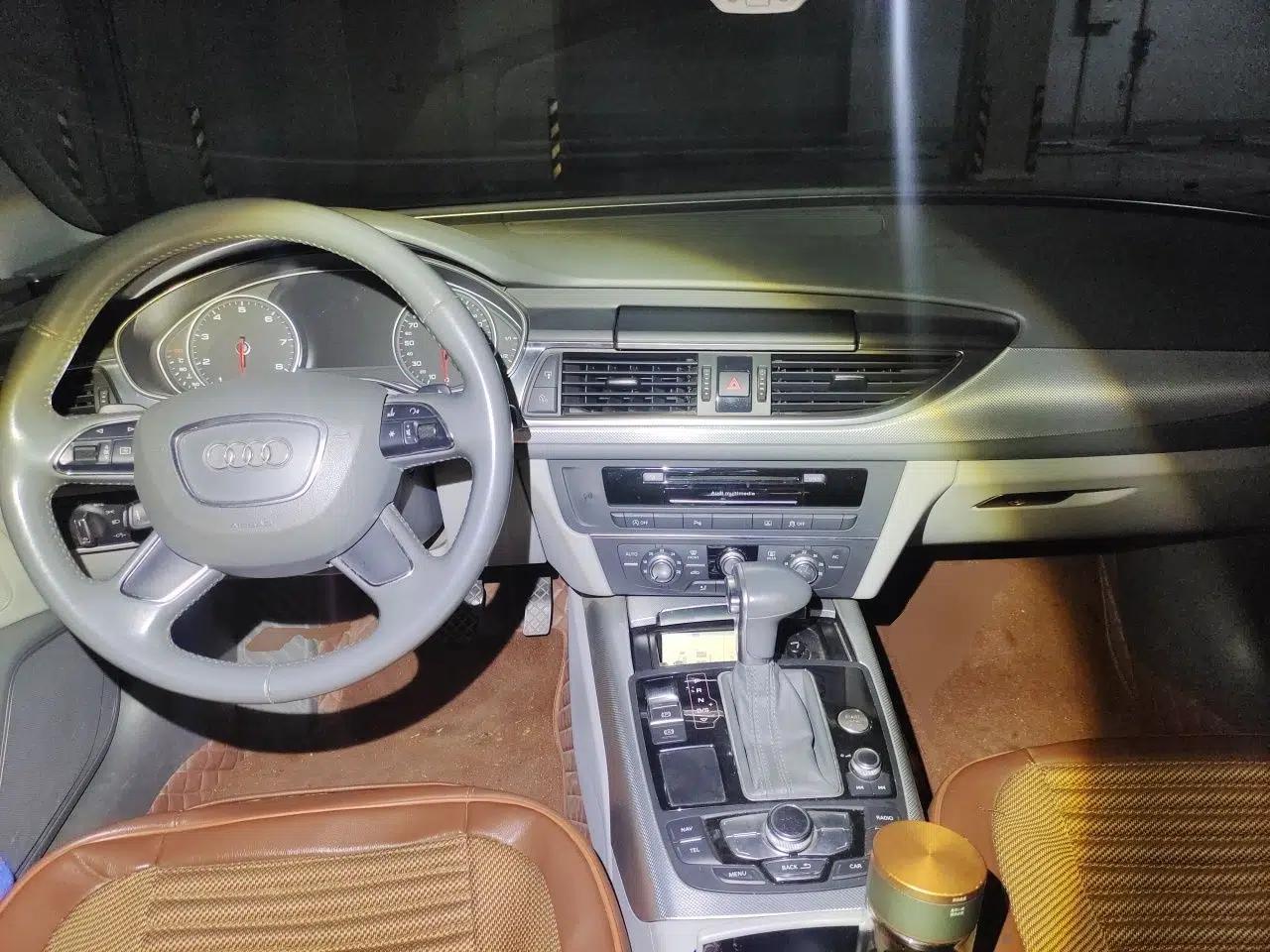 Audi A6L 2012 TFSI Standard Model — миниатюра 9