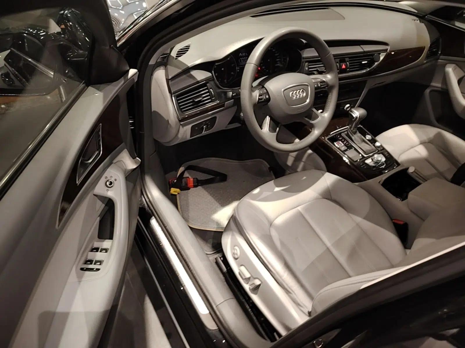 Audi A6L 2014 TFSI Comfort Model — миниатюра 23