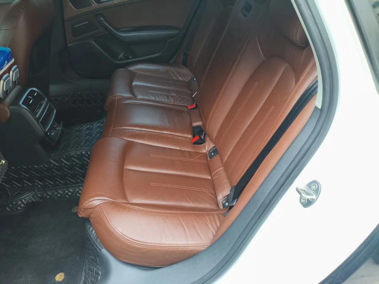 Audi A6L 2014 TFSI Standard Model — миниатюра 17