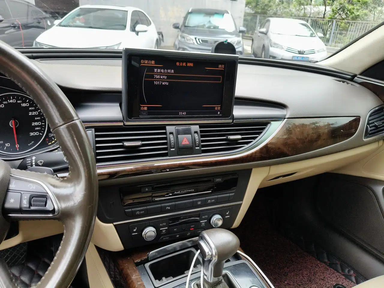 Audi A6L 2012 35 FSI Comfort Model — миниатюра 13