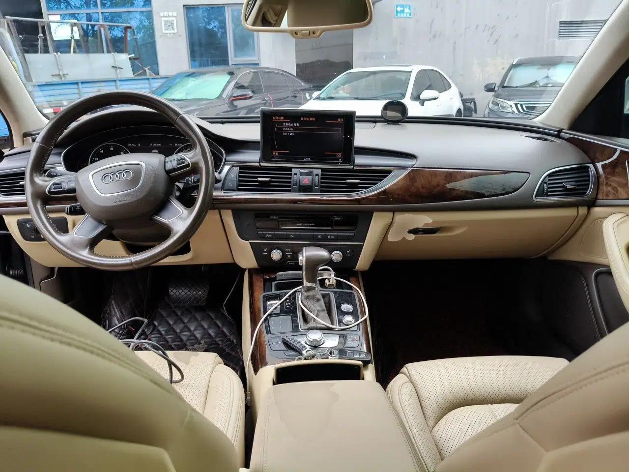 Audi A6L 2012 35 FSI Comfort Model — миниатюра 9