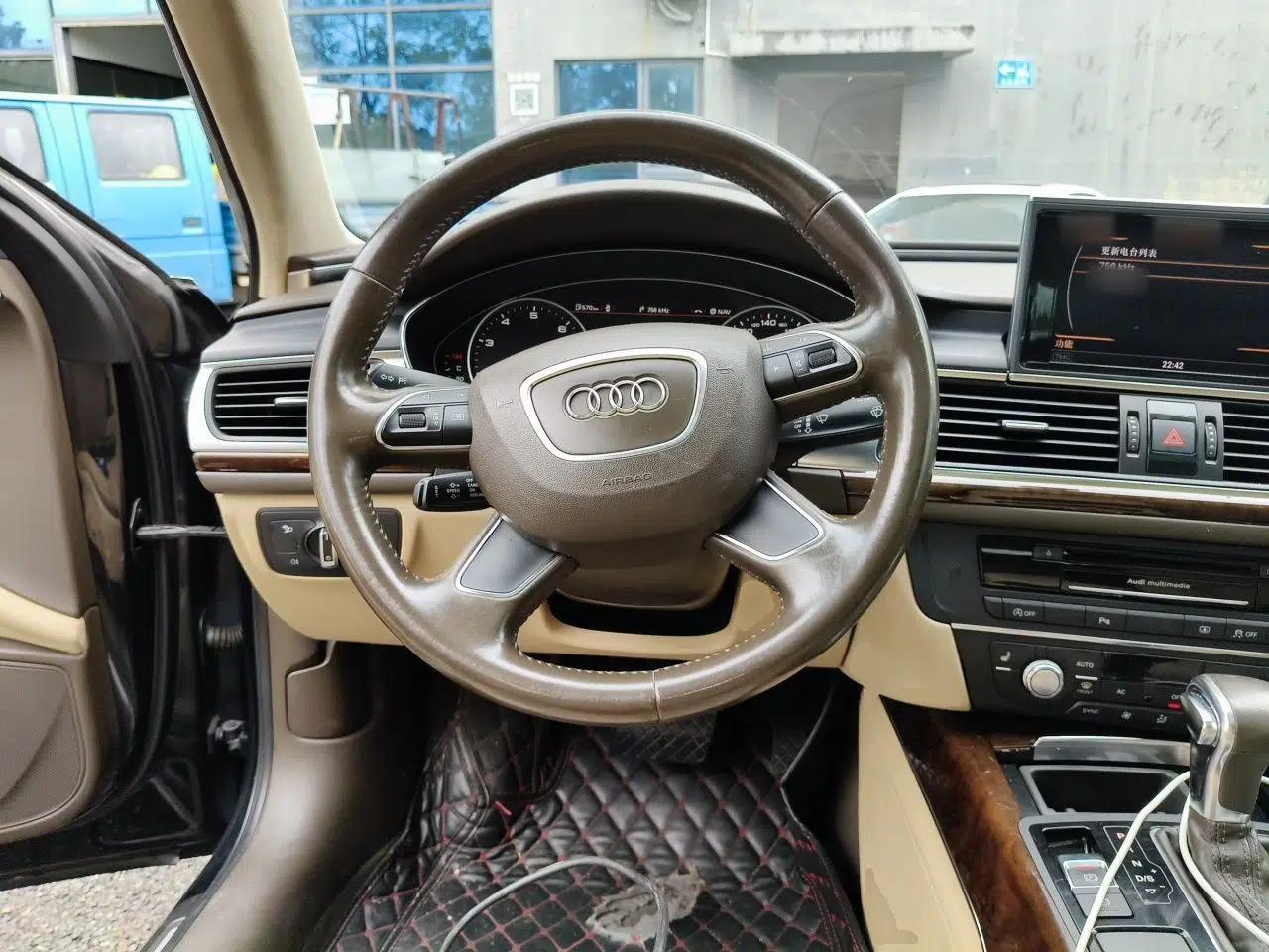 Audi A6L 2012 35 FSI Comfort Model — миниатюра 10