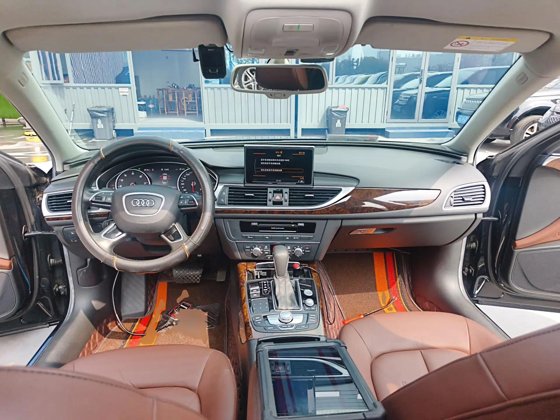 Audi A6L 2018 30th Anniversary Edition TFSI Trendy Model — миниатюра 17