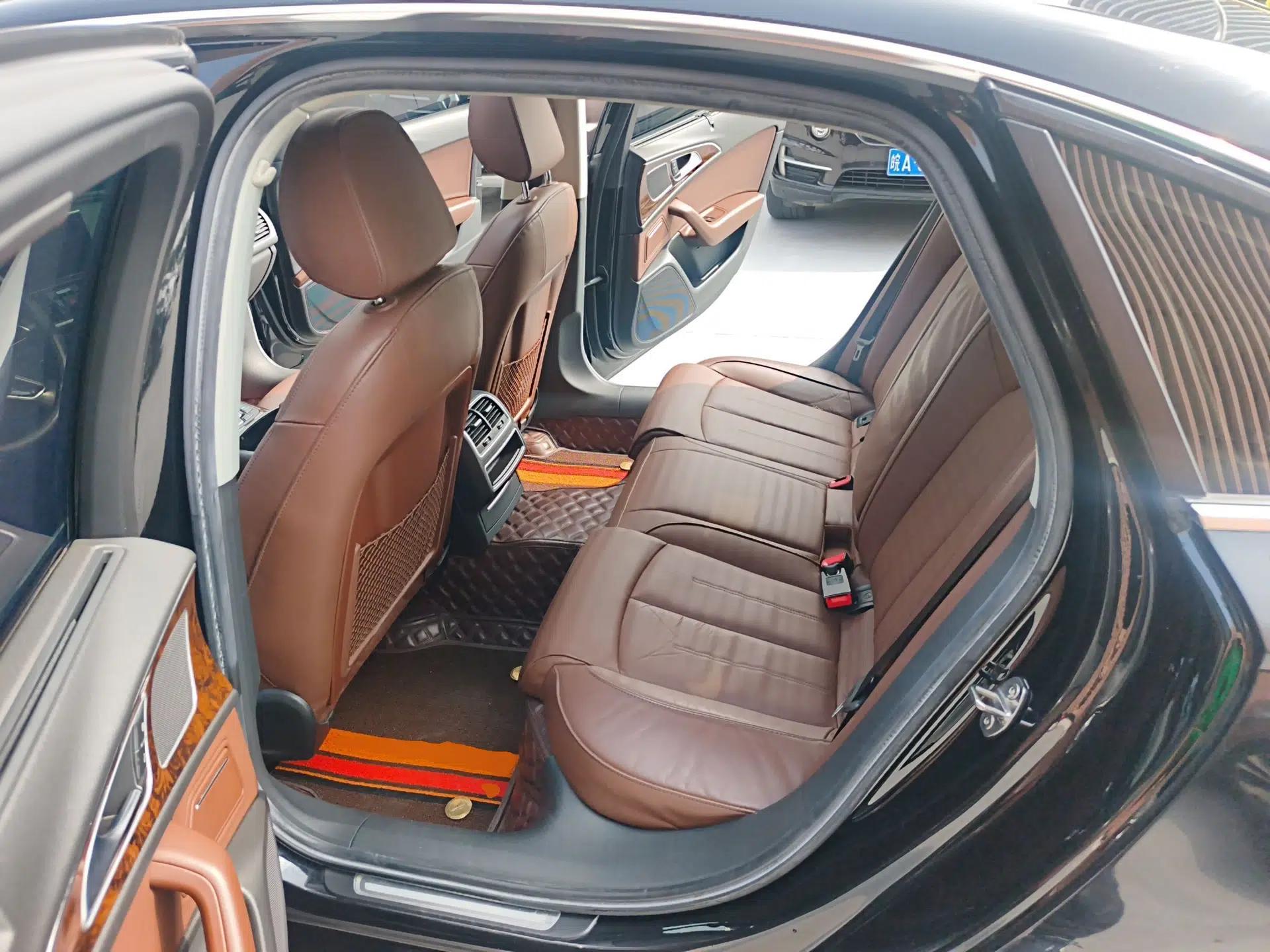 Audi A6L 2018 30th Anniversary Edition TFSI Trendy Model — миниатюра 25