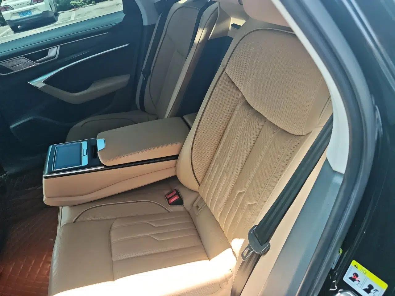 Audi A6L 2020 55 TFSI quattro Prestige Edition — миниатюра 17