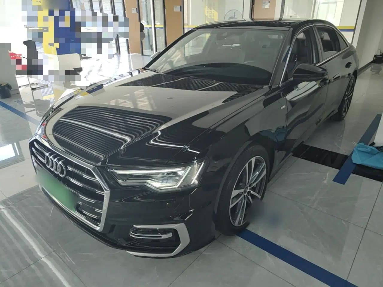 Audi A6L 2023 Revised 40 TFSI Luxury Dynamic Edition — миниатюра 1