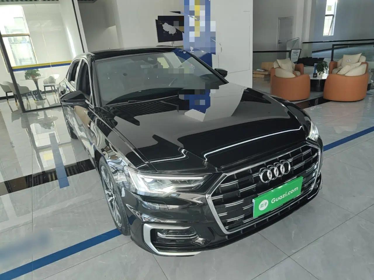 Audi A6L 2023 Revised 40 TFSI Luxury Dynamic Edition — миниатюра 3