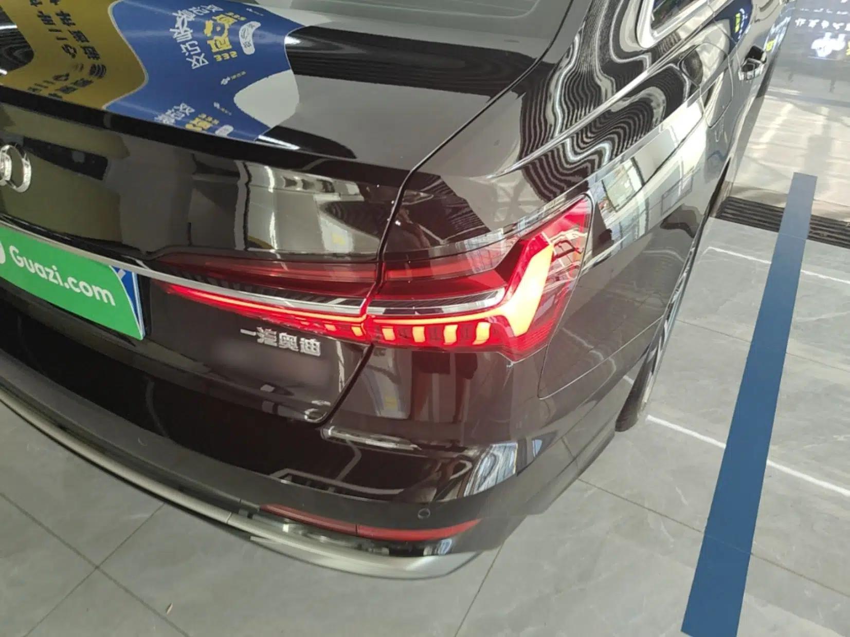 Audi A6L 2023 Revised 40 TFSI Luxury Dynamic Edition — миниатюра 9
