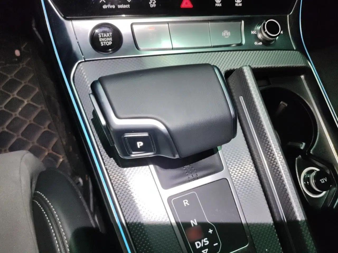 Audi A6L 2024 45 TFSI Prestige Dynamic Edition — миниатюра 13