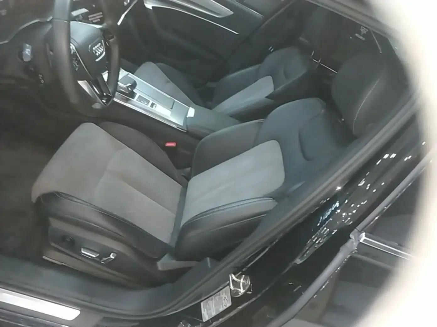Audi A6L 2023 Revised 45 TFSI Prestige Dynamic Edition — миниатюра 17