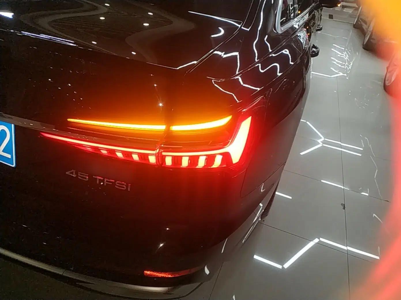 Audi A6L 2023 Revised 45 TFSI Prestige Dynamic Edition — миниатюра 9