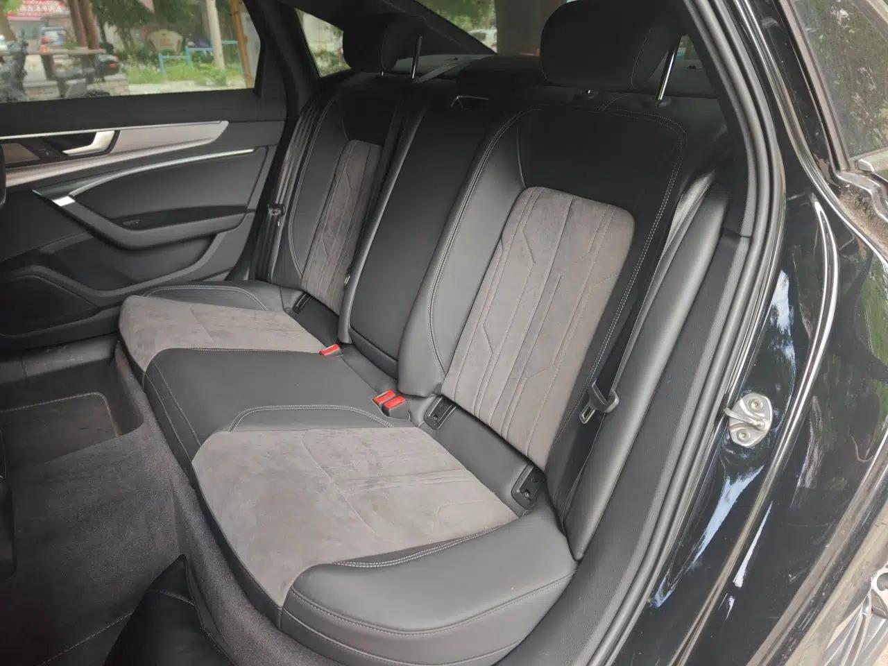 Audi A6L 2022 40 TFSI Luxury Dynamic Model — миниатюра 17