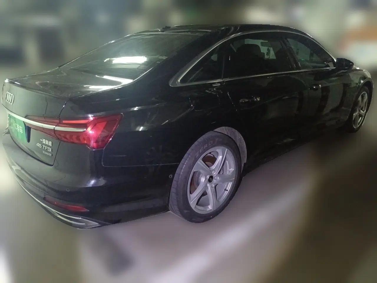 Audi A6L 2024 45 TFSI quattro Prestige Elegant Edition — миниатюра 6