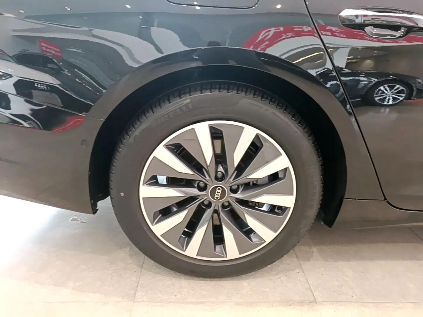 Audi A6L 2024 45 TFSI Prestige Elegant Edition — миниатюра 11
