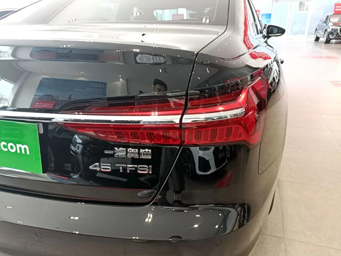 Audi A6L 2024 45 TFSI Prestige Elegant Edition — миниатюра 9