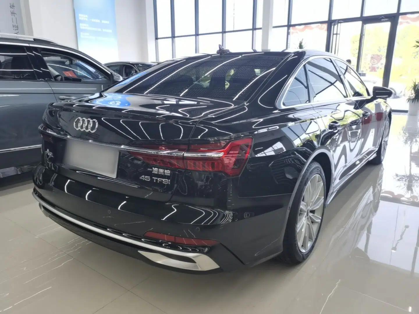 Audi A6L 2024 45 TFSI Prestige Dynamic Edition — миниатюра 6
