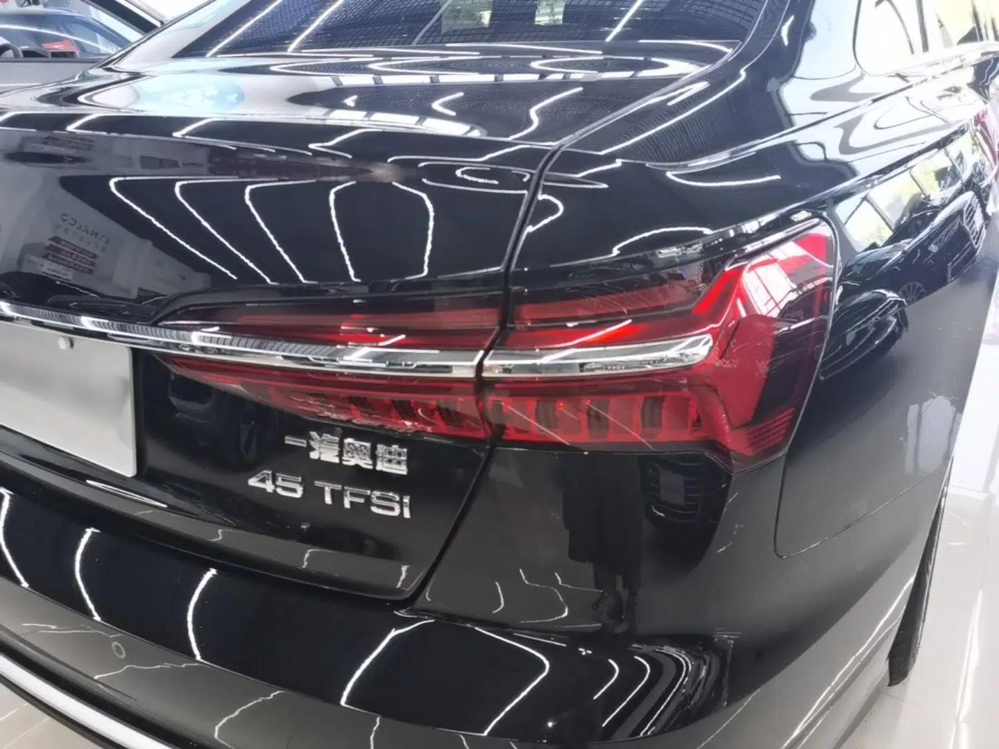 Audi A6L 2024 45 TFSI Prestige Dynamic Edition — миниатюра 9