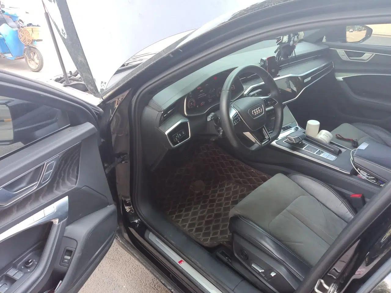 Audi A6L 2023 Updated 45 TFSI quattro Prestige Dynamic Edition — миниатюра 16