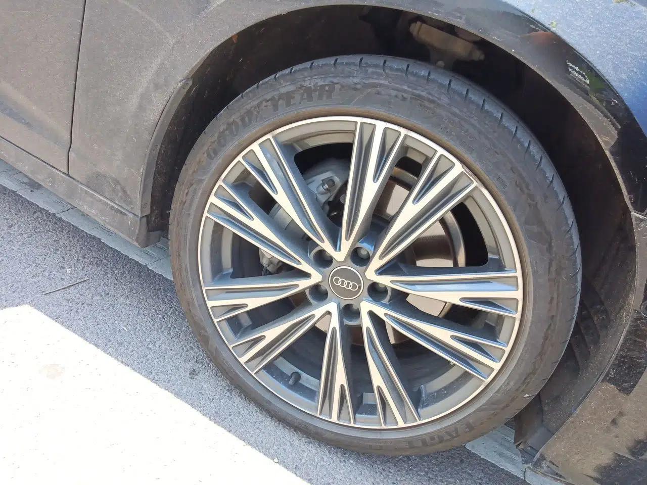 Audi A6L 2023 Updated 45 TFSI quattro Prestige Dynamic Edition — миниатюра 8