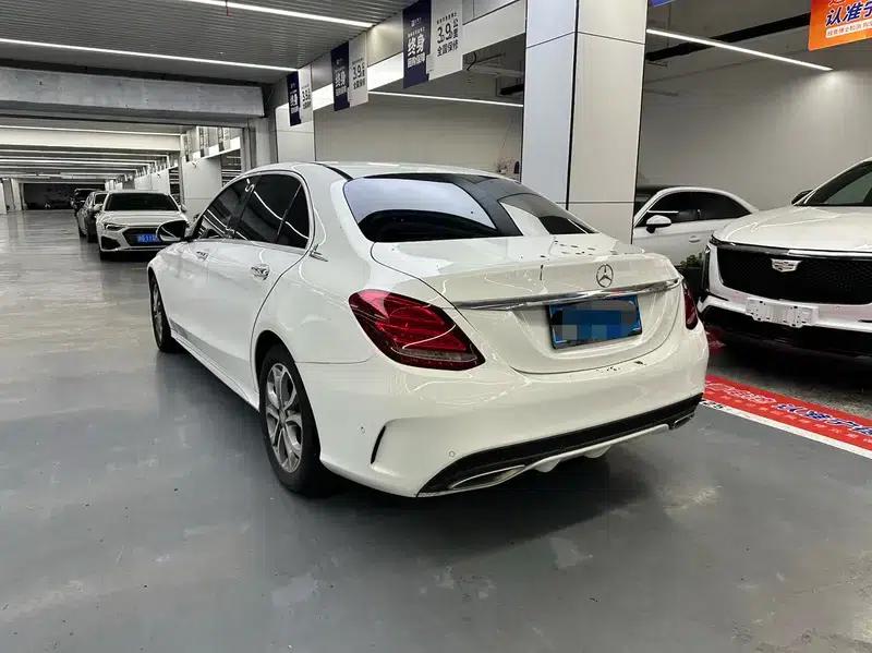 2015 Mercedes-Benz C-Class C 180 L Sport — миниатюра 4