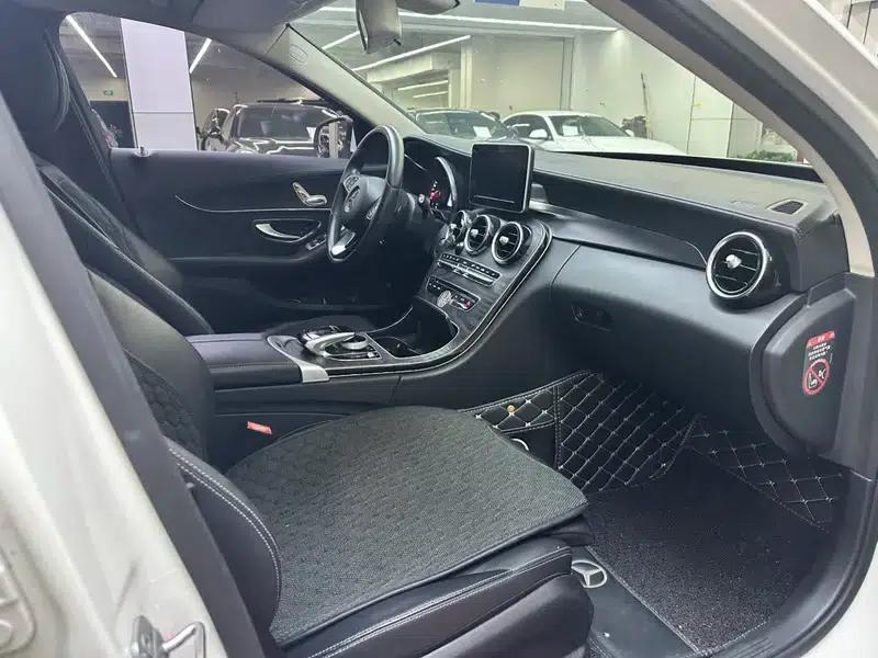 2015 Mercedes-Benz C-Class C 180 L Sport — миниатюра 8