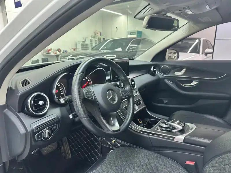 2015 Mercedes-Benz C-Class C 180 L Sport — миниатюра 9