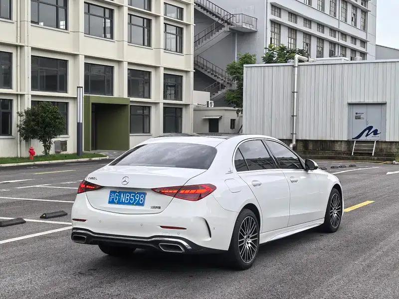 Mercedes-Benz C-Class 2024 Facelift C 260 L Sport Edition — миниатюра 6