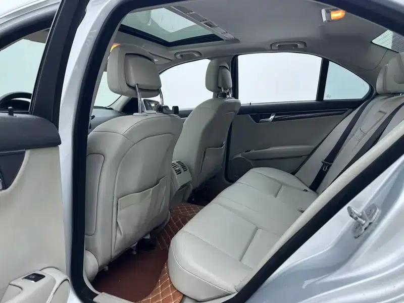 Mercedes-Benz C-Class 2010 C 200 CGI Elegance — миниатюра 10