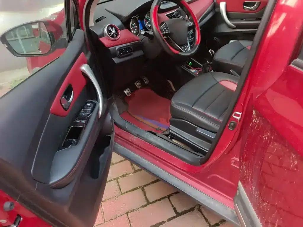 Haval H1 2015 1.5L Manual Deluxe Edition — миниатюра 14